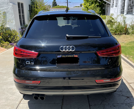 Photo 4 of 14 of 2018 Audi Q3 2.0T Premium